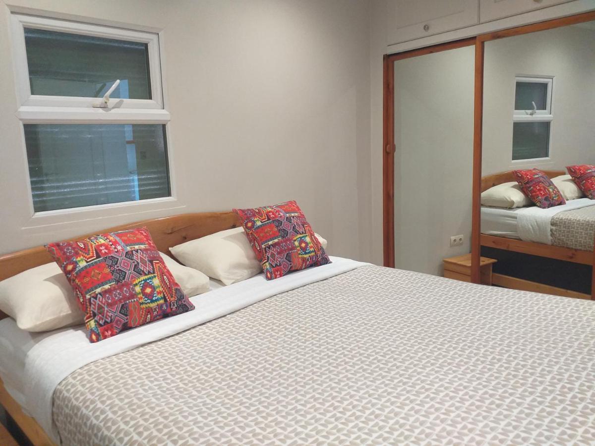 Malaga Ensuites City Centre エクステリア 写真