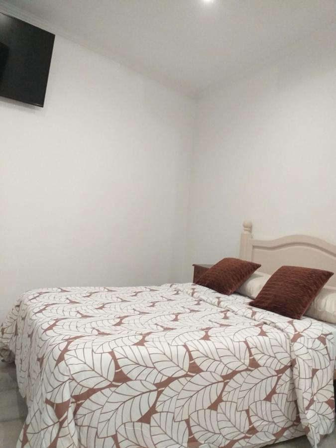 Malaga Ensuites City Centre エクステリア 写真