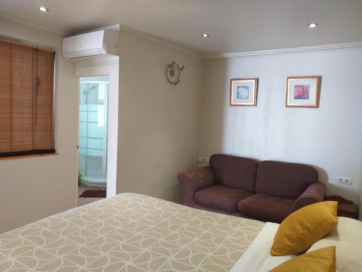 Malaga Ensuites City Centre エクステリア 写真